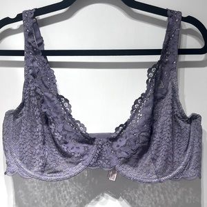 Victoria secret unlined demi 40DD